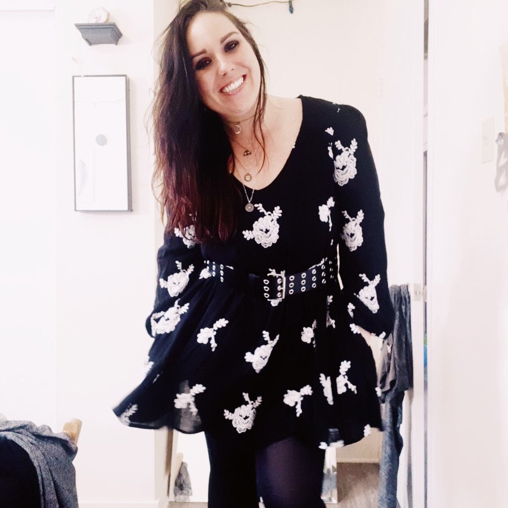 Free People black white embroidered c neck tunic/dress women's size L fits M